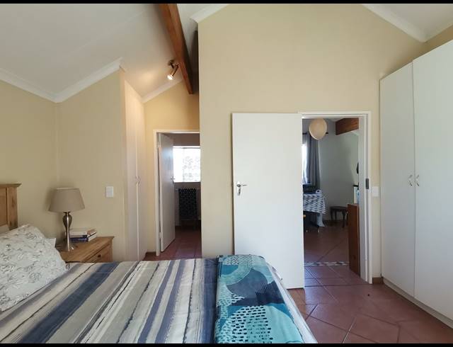 2 BEDROOM TOWNHOUSE FOR SALE IN BASSONIA